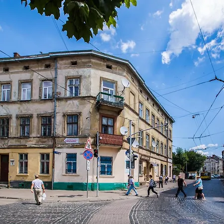 Apartment 1 кімнатна подобово-погодинно вулиця залізнична 8 біля жд вокзалу *