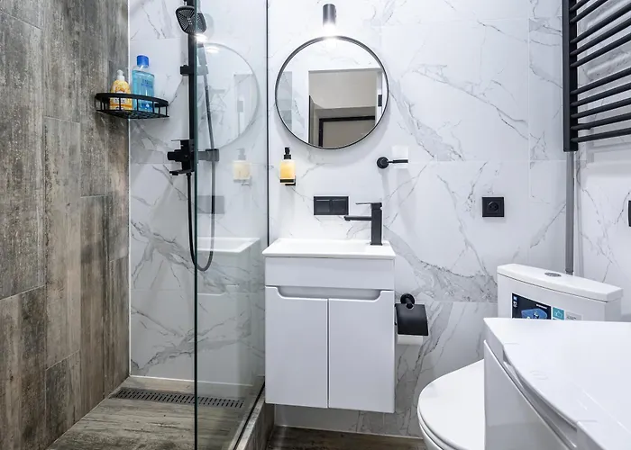 아파트 1 кімнатна подобово-погодинно біля жд вокзалу та костелу єлизавети