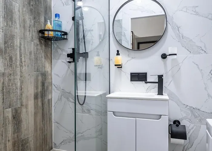 1 кімнатна подобово-погодинно біля жд вокзалу та костелу єлизавети 아파트 *